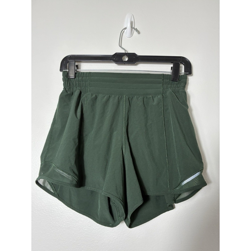 lululemon hotty-hot shorts Sz 6 Green Lined Mid Rise 4" Inseam Athletic